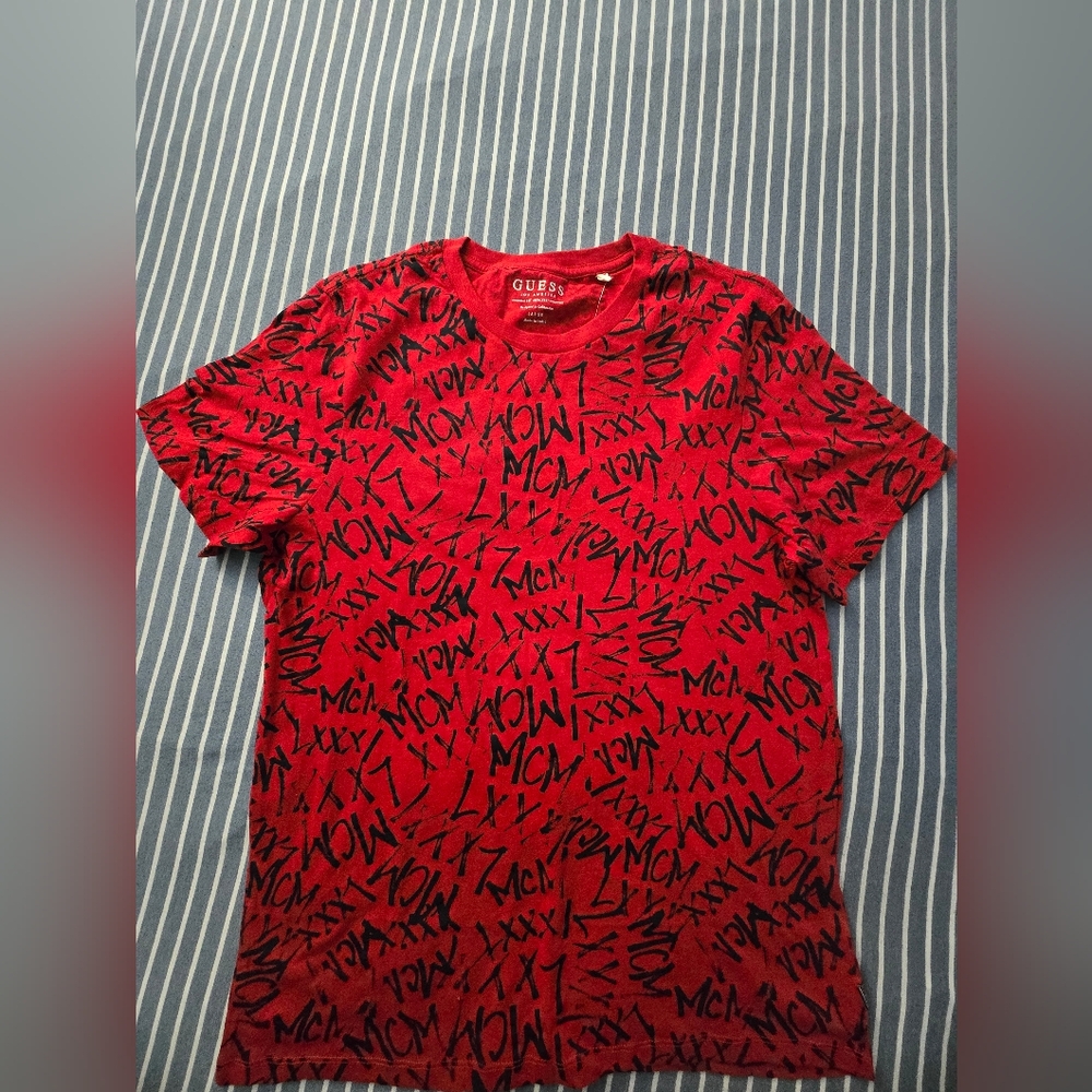 Guess Red Graphic T-Shirt